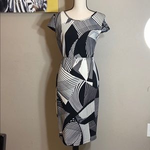 Black/White patterned Dress by Enfocus Sudio.